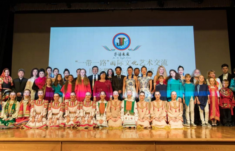 文化传播服务：承古纳今，联通未来
